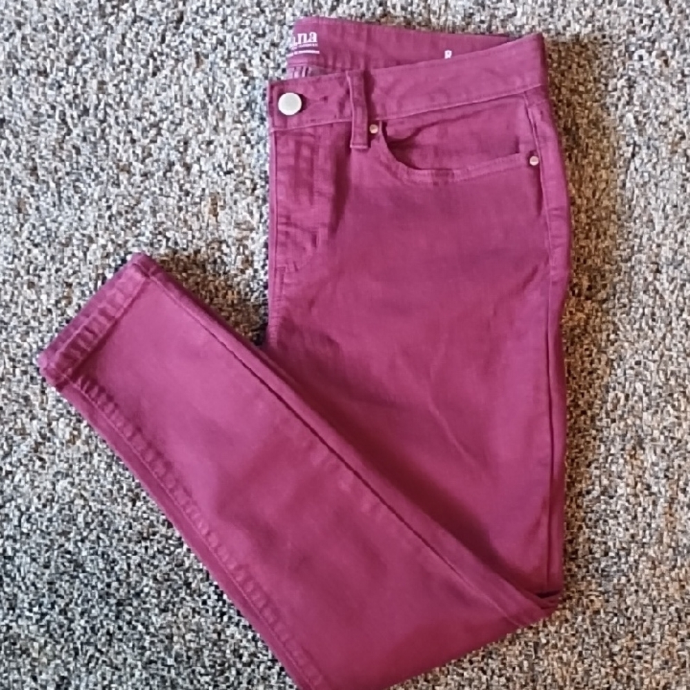 a.n.a Women's Skinny Jeans - Burgundy